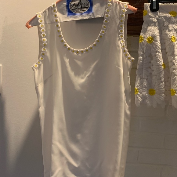 Dolce & Gabbana two piece daisy appliqué set - Picture 2 of 7